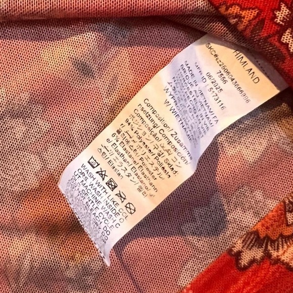 Floral Rushed Red Button Down Blouse XXL - Picture 3 of 5